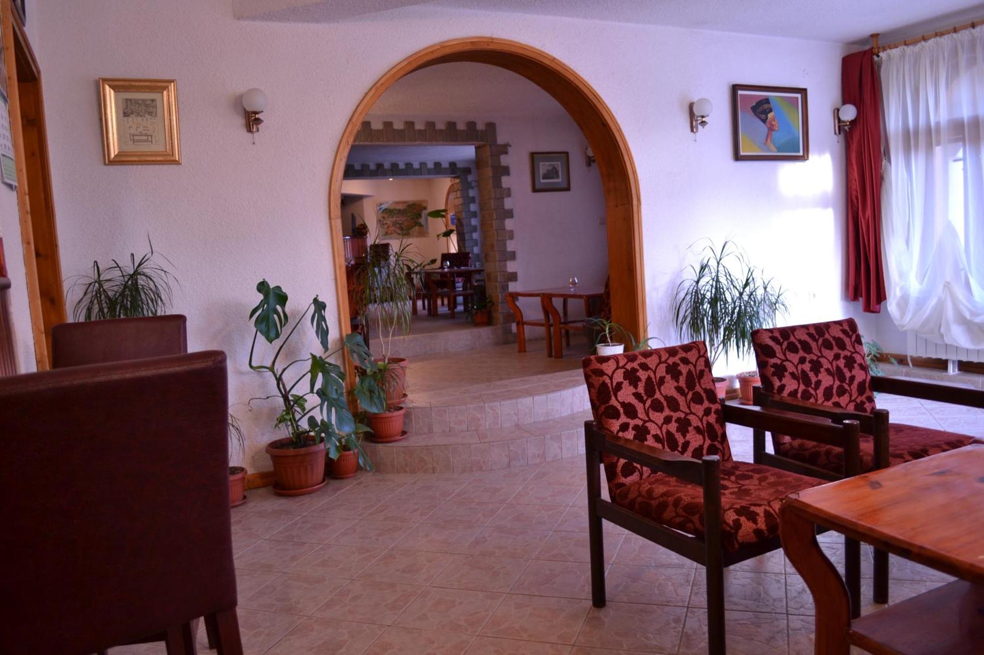 Family Hotel Silver Smolyan Eksteriør billede