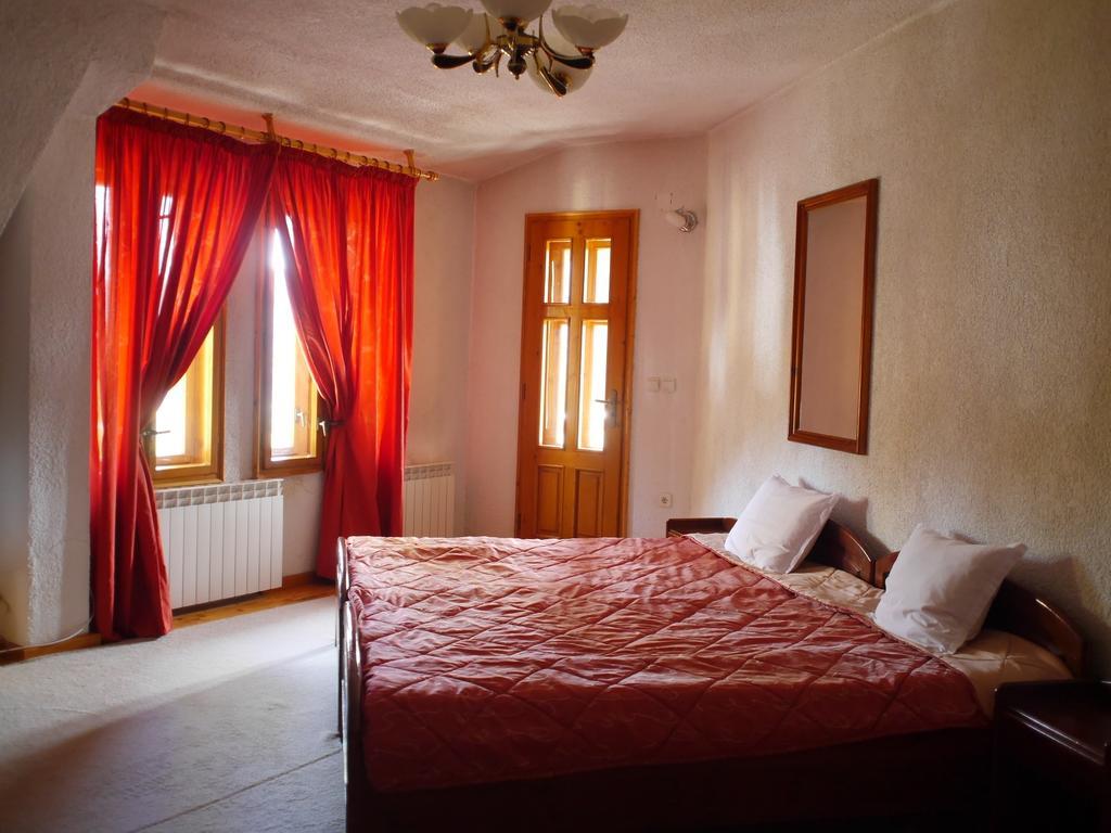 Family Hotel Silver Smolyan Eksteriør billede