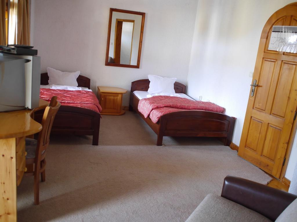 Family Hotel Silver Smolyan Eksteriør billede